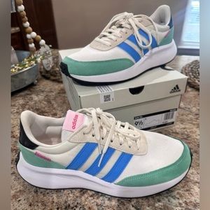Like new womens Adidas Run 70s. Worn once. Size 9.5